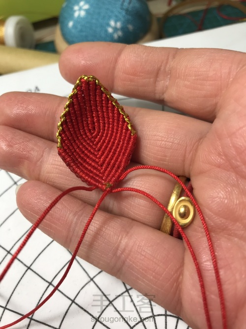 莲花花瓣教程 第35步