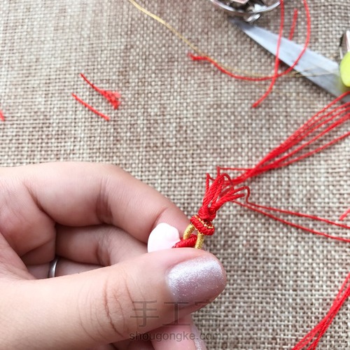 挂坠手绳教程 第17步