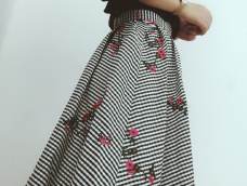 这个裙子做法非常简单，裁剪图也会在文末附上，希望对看到的朋友们有帮助！