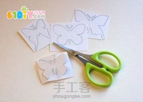 手工制作漂亮的蝴蝶灯笼。转 第1步