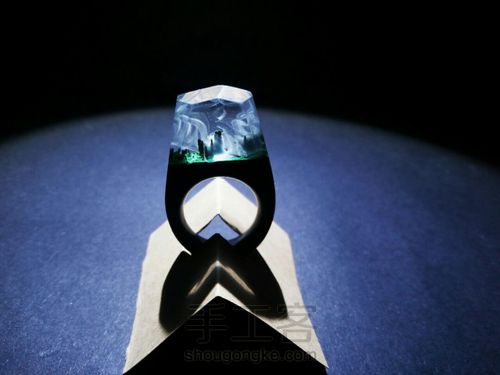 绿色系滴胶木戒指教程 第1步