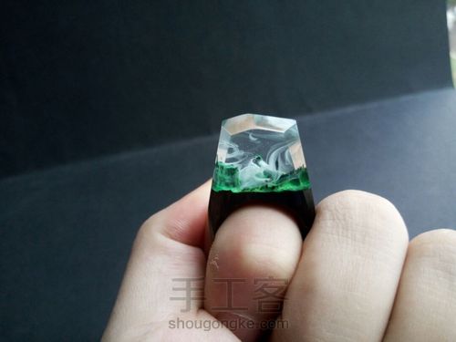 绿色系滴胶木戒指教程 第18步