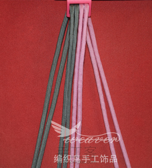 伞绳编织手链-2 第3步