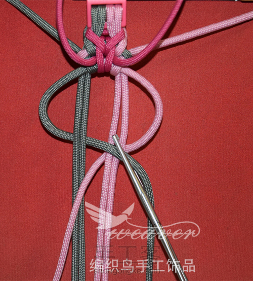 伞绳编织手链-2 第18步