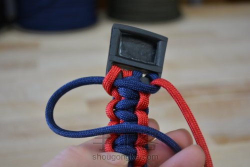 一款简单的蛇结宠物犬编织项圈 第33步