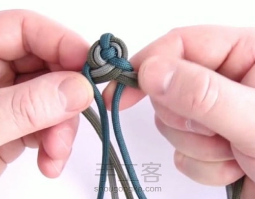 伞绳编织手环教程，教程完整 第10步