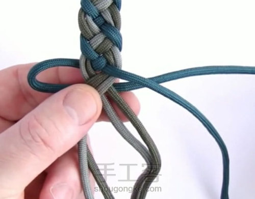 伞绳编织手环教程，教程完整 第24步
