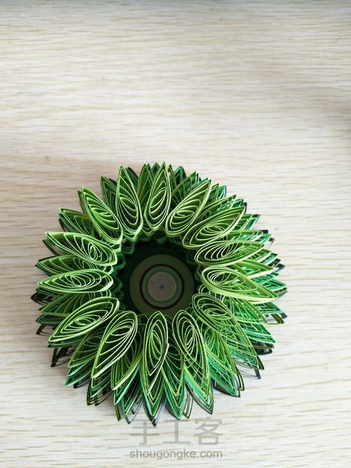 衍纸立体圣诞树 第3步