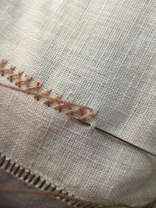 刺绣基础针法 第6步