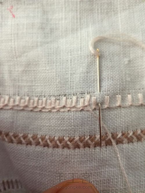 刺绣基础针法 第10步