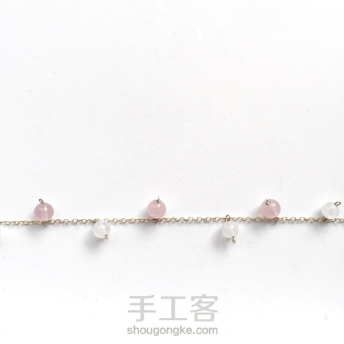 超仙的马粉月光石手链/脚链制作 第5步