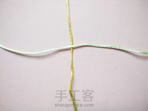 雪花吊坠·胸针·挂饰 第1步