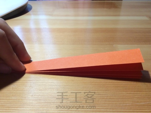 康乃馨贺卡（折纸教程） 第8步
