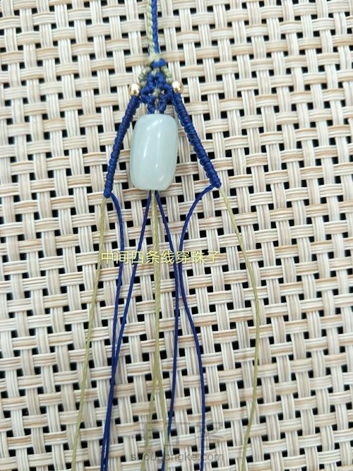 天使的眼睛，八股辫手链 第13步