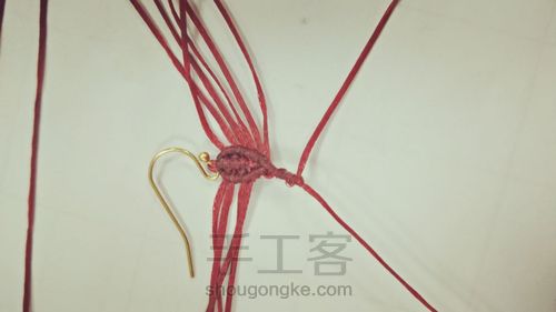 V型单珠耳环 第7步