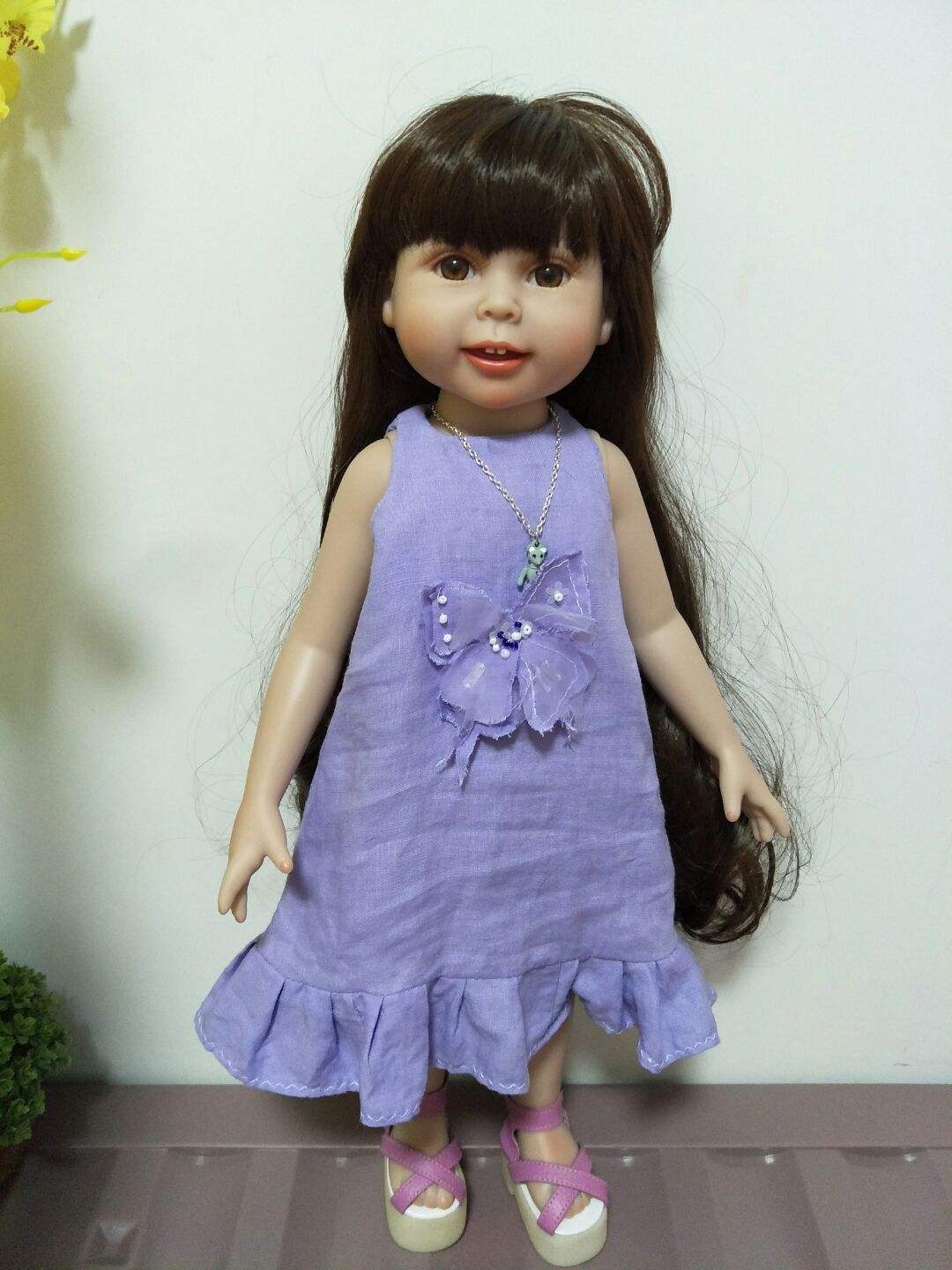 连衣裙 跟18寸的沙龙娃娃的衣服尺寸一般大