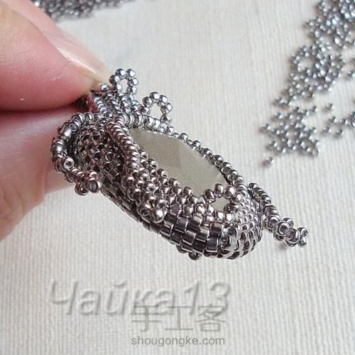 水滴钻花骨朵胸针 第18步