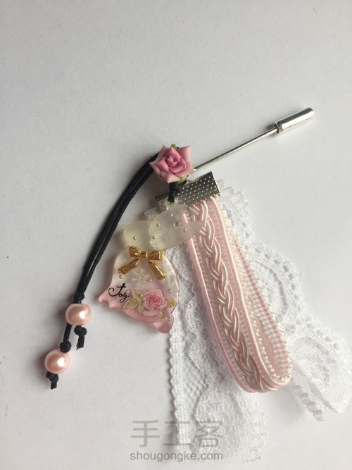 吊坠小胸针 第11步