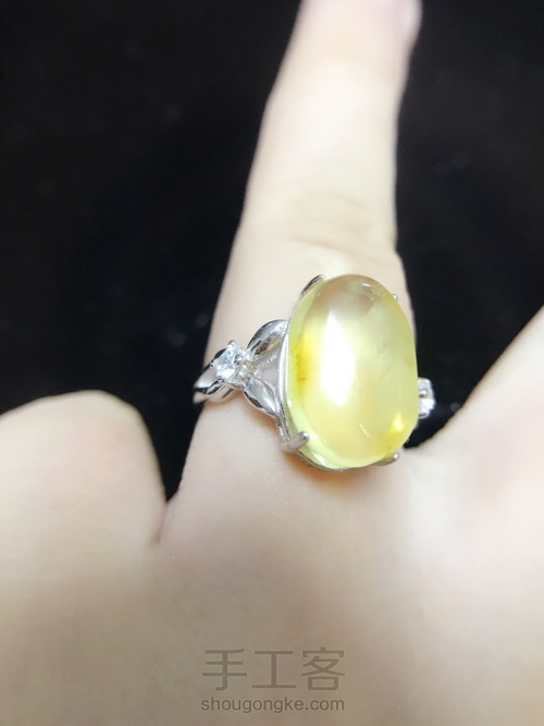 惊喜蜕变:琥珀原石打磨抛光的过程 第19步