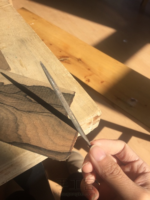 黑柿木，十二雄蕊破布木手机壳 第11步