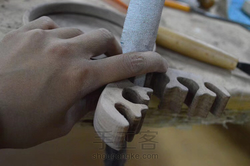 黑胡桃木纯手工麋鹿挖盘详解 第17步