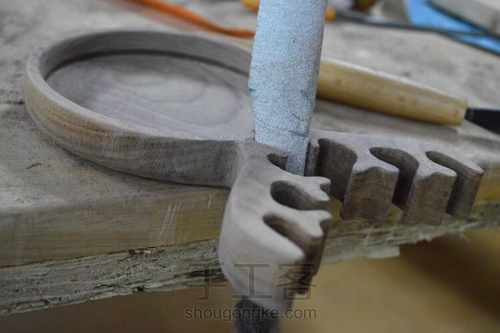 黑胡桃木纯手工麋鹿挖盘详解 第18步