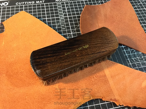 手工皮具卡包制作过程Vanilla bar puff 第3步