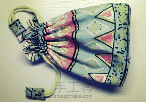 超实用束口后背包 第10步