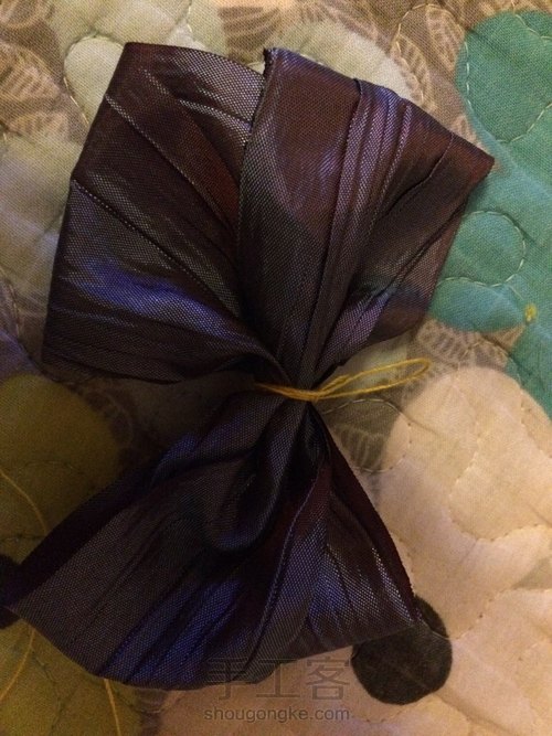 紫色系发夹 第3步