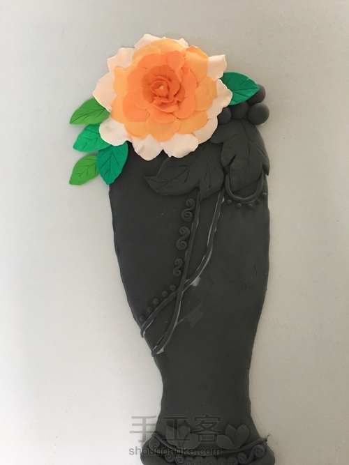 古铜背景的花瓶 第12步