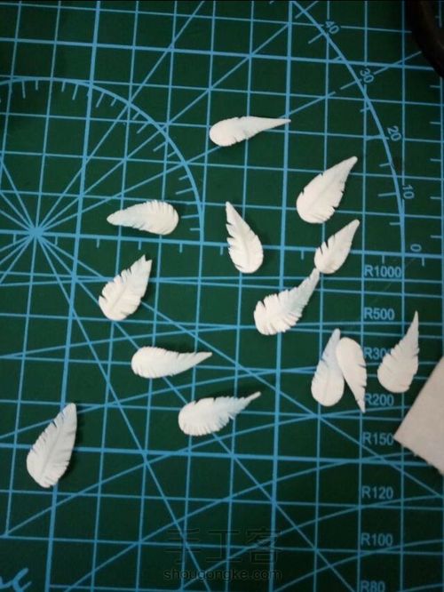 小乔天鹅之梦皮肤粘土手办教程 第9步
