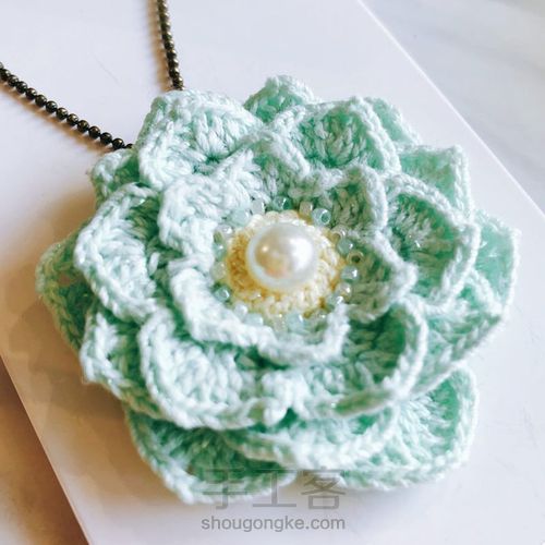 大丽菊《迷人蕾丝花饰钩编》中里华奈 第5步