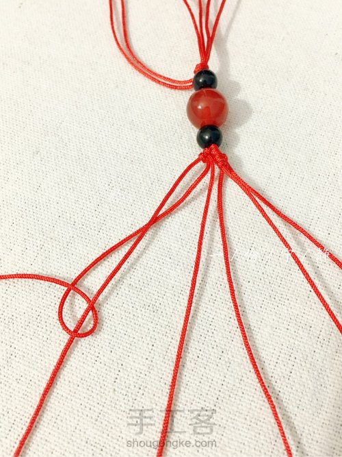 斜卷结手绳,第一次拍过程图 第7步