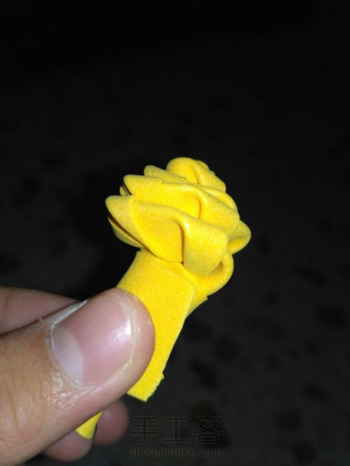 海绵纸玫瑰花 第11步