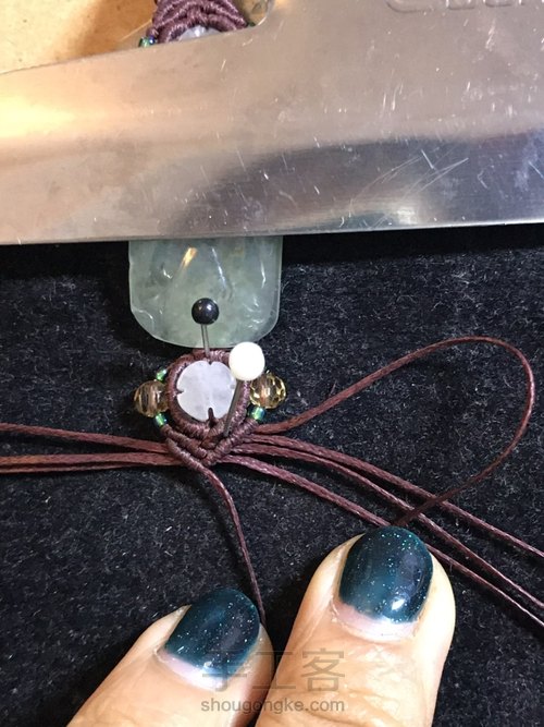 翡翠荷叶手牌手绳 第17步