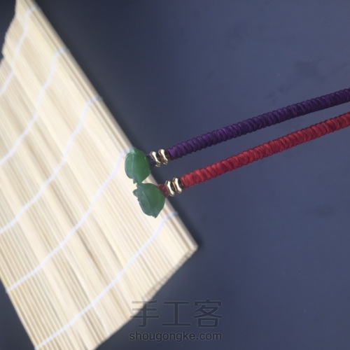 碧玉手绳（小孔径玉石的过线方法和无痕收尾） 第16步