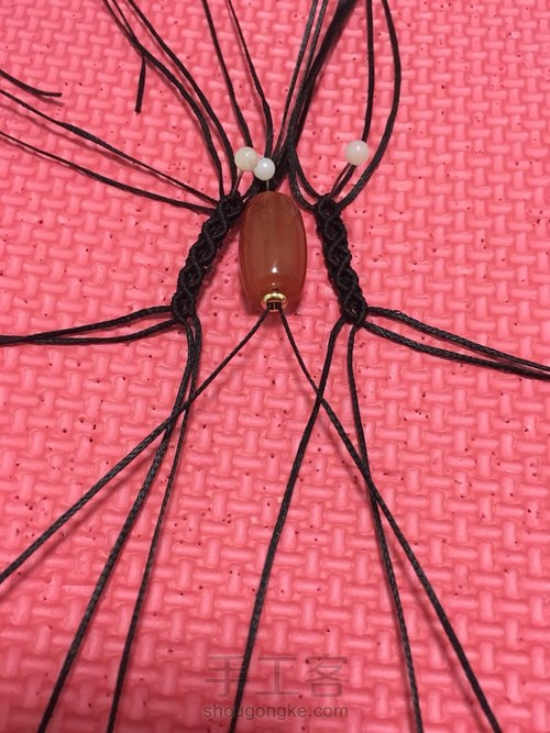 男款南红转运珠手链 第4步