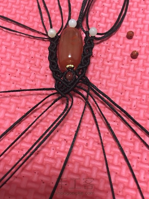 男款南红转运珠手链 第8步