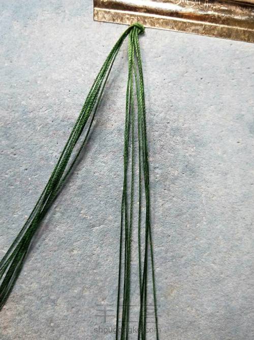 南红花花手链 第1步