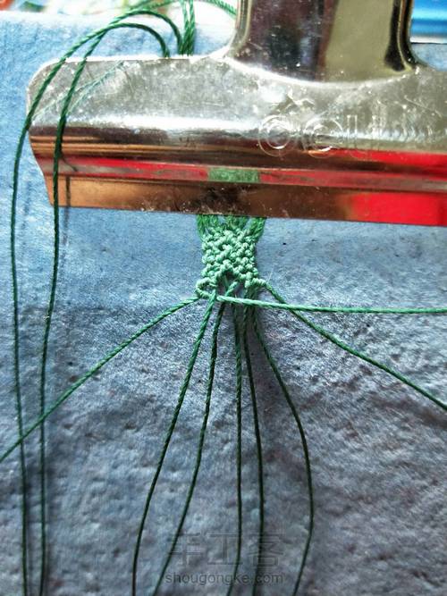 南红花花手链 第12步