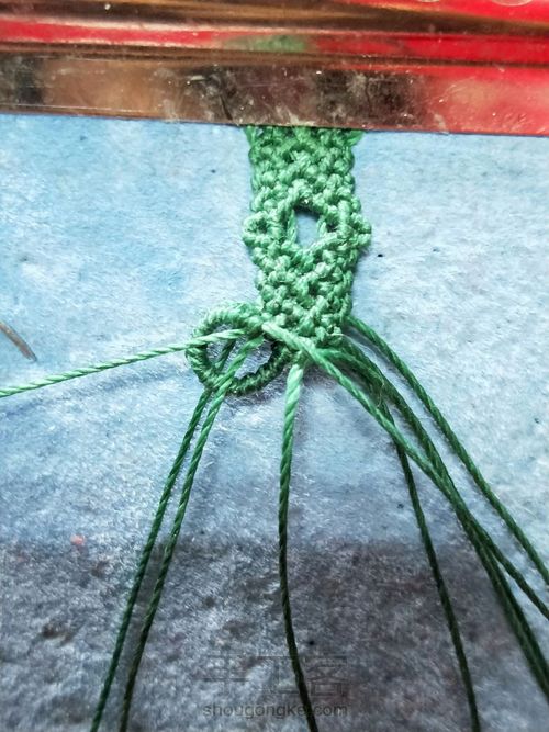 南红花花手链 第25步