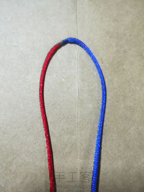 基础结两股辫 第2步