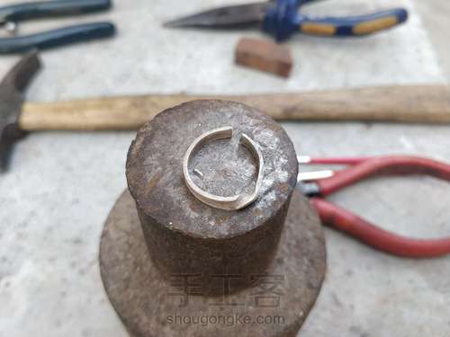 手工锤一个莫比乌斯银戒 第8步