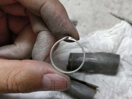 手工锤一个莫比乌斯银戒 第11步