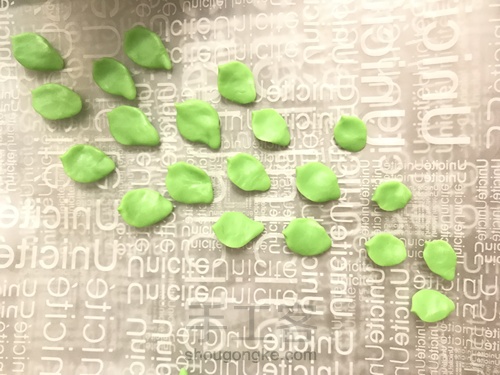 零基础逼真多肉之软陶入门DIY静夜 第7步