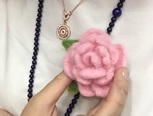 玫瑰花胸花