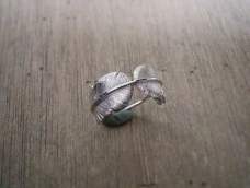 前三期我们做了三款少女心爆棚的戒指，今天再给大家带来一款同心环双羽戒指。