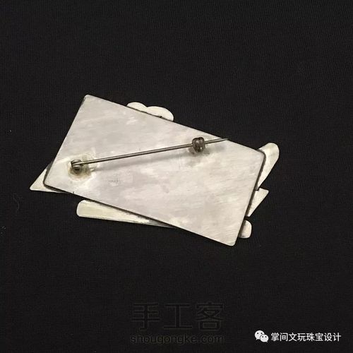 【掌间手工学院】一款可爱的青蛙胸针 第7步