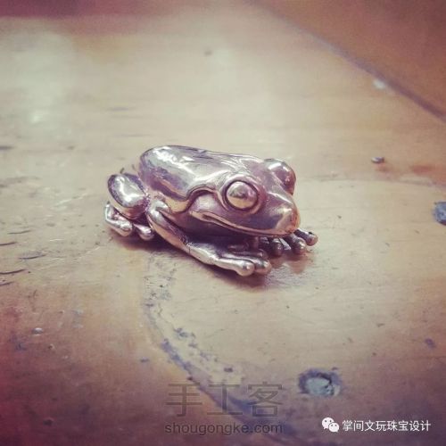【掌间手工学院】一款立体可爱的小跳蛙 第5步