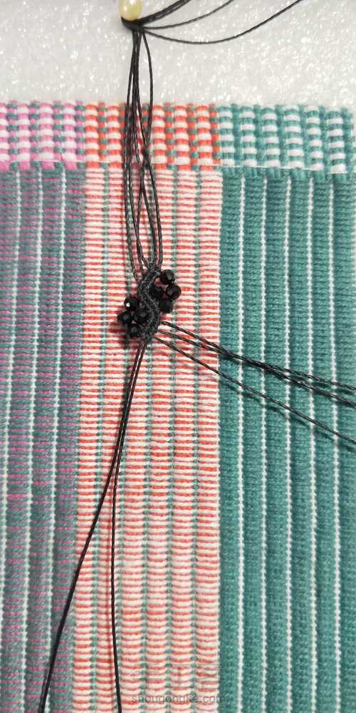 黑尖晶锁骨链 第18步